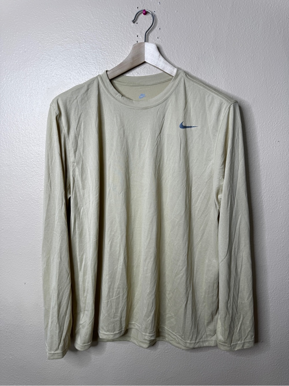 Nike Dri-FIT The Nike Tee Men’s XL Long Sleeve Training Shirt Light Sage NWT